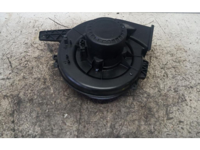 Вентилятор печки    6Q1819015, 6Q1819015   Audi A1