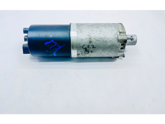 Pojistková skříňka Электрическая часть 0984253, 0122001620 BMW 4 G22 G23 G24 G26 2022