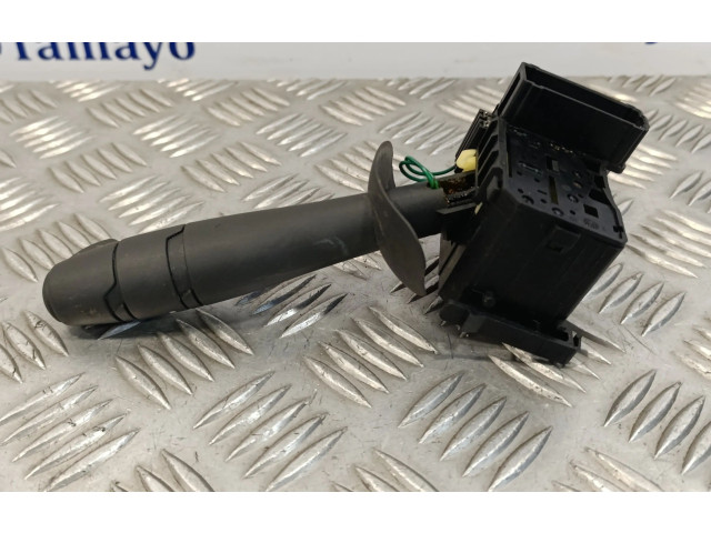 Ручка стеклоочистителей Renault Twingo II