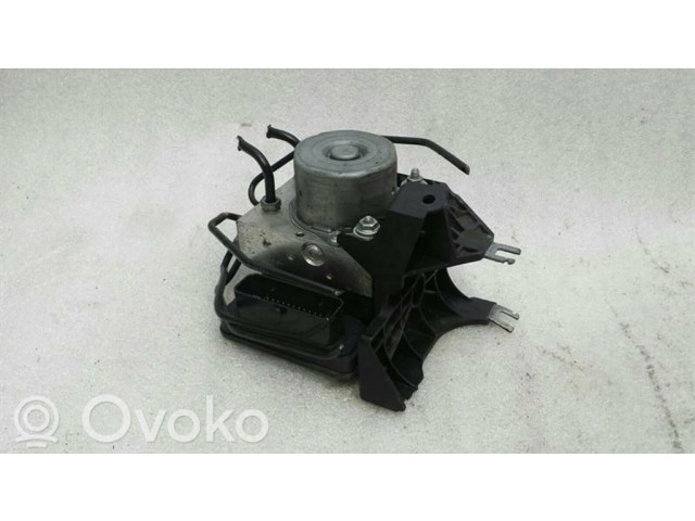 Jednotka ABS 1764310300, A1764310200   Mercedes-Benz A W176 2014