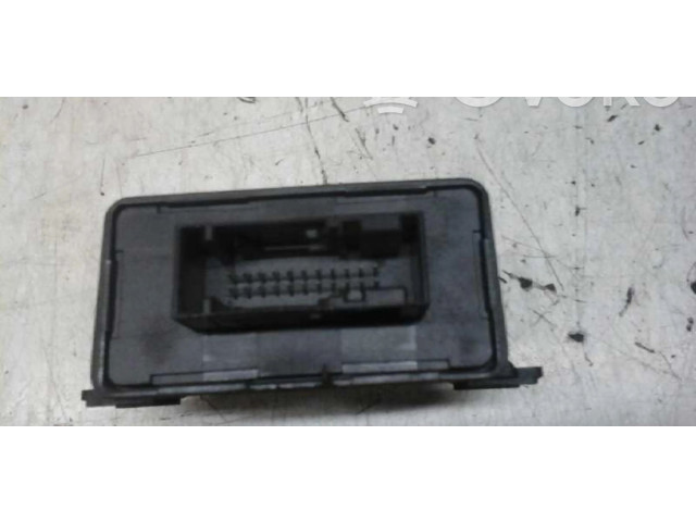 Řídící jednotka    Audi A8 S8 D3 4E 