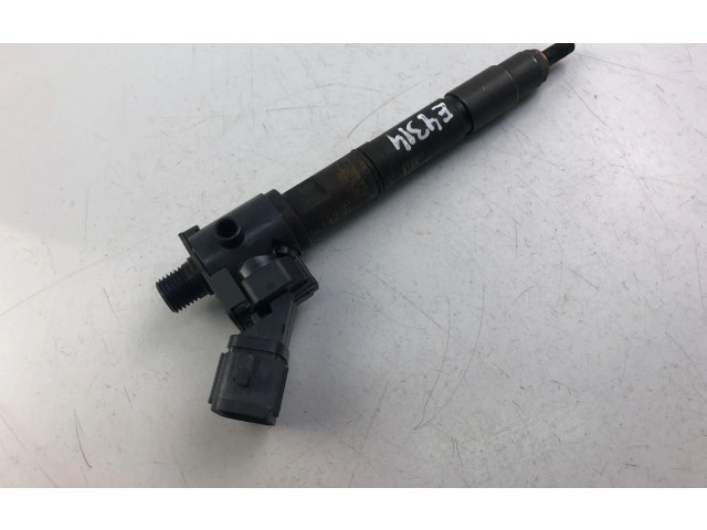 Форсунка 31405404    Volvo V70   