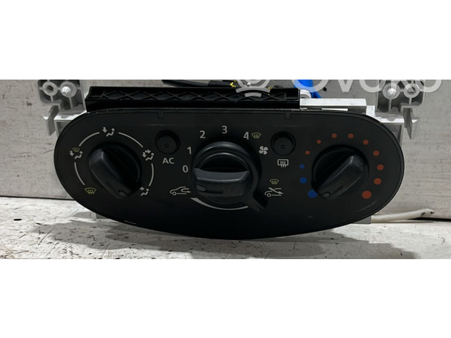 Блок управления климат-контролем    Dacia Duster