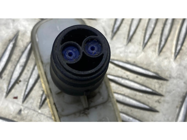 Задний ремень безопасности