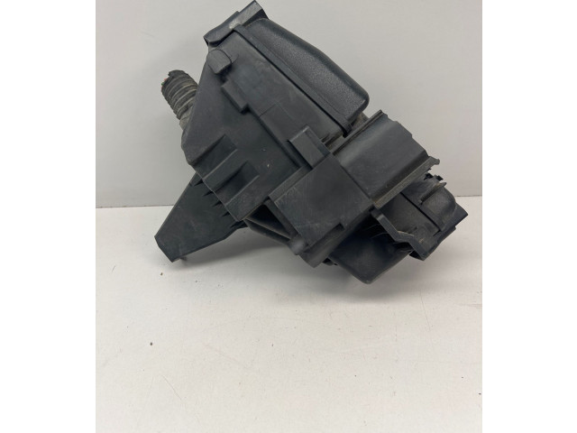 Блок предохранителей     Volvo XC90    