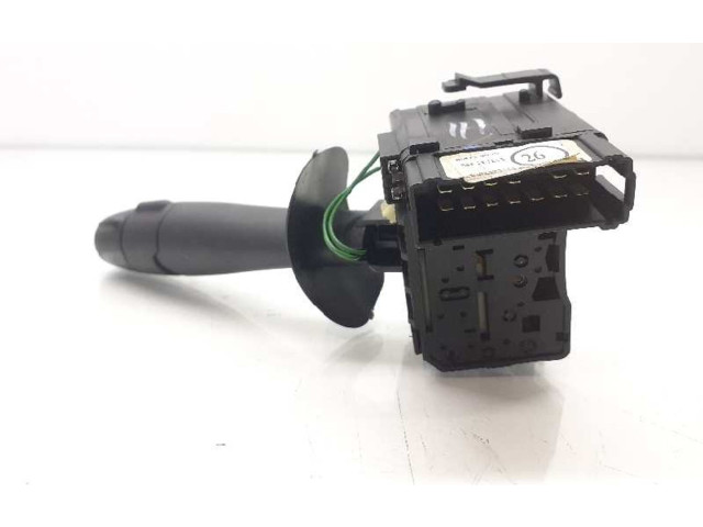 Ручка стеклоочистителей 7701048915, 8201193544 Renault Twingo II