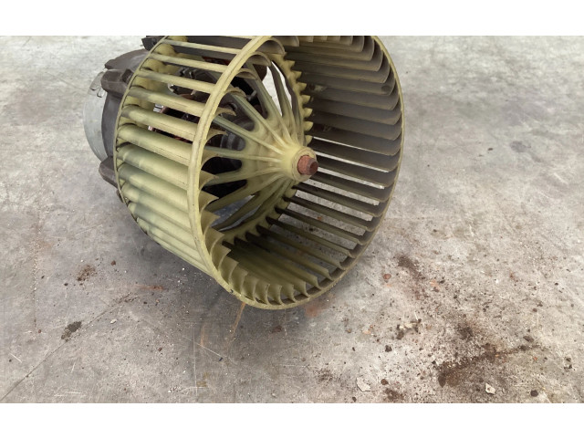 Вентилятор печки    210970633f   Opel Meriva A