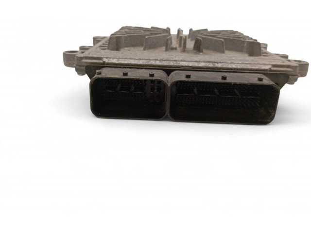 Блок управления двигателем Блок управления 30785100AB, 0281012765   Volvo V70