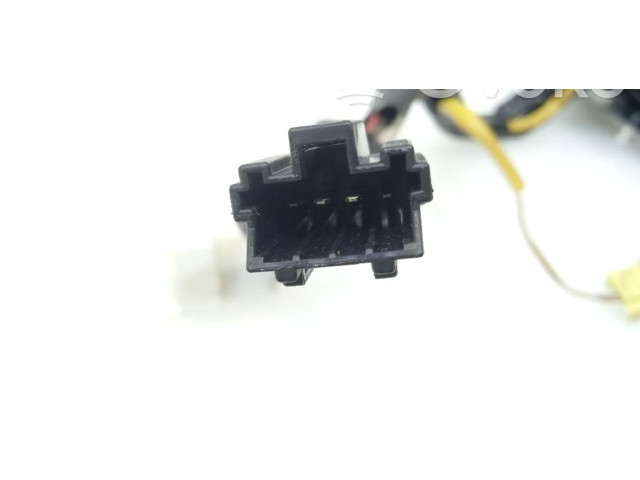 Подрулевой шлейф SRS 83113FG010, 27546AG010 Subaru Forester SH