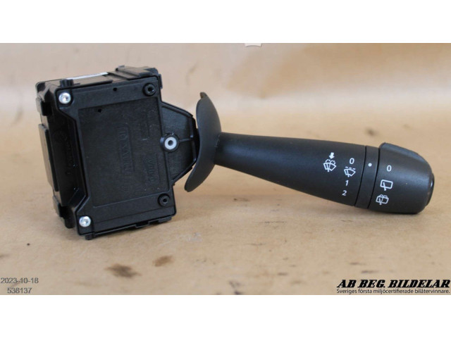 Ручка стеклоочистителей E1109568 Dacia Sandero