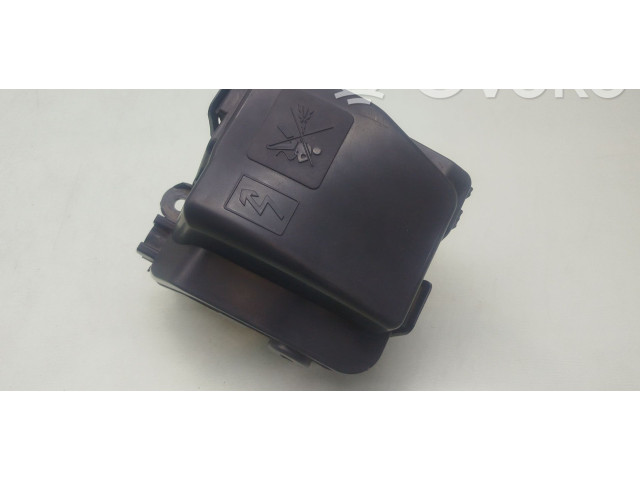 Блок предохранителей 243809584R, 243809584R Dacia Duster