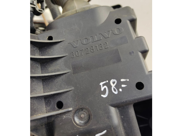Блок предохранителей  30728132, 30728133   Volvo XC90    