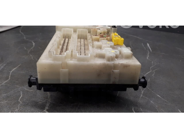 Turbodmychadlo Ящик предохранителей (комплект) 93BG-14K150-AC Ford Mondeo Mk III