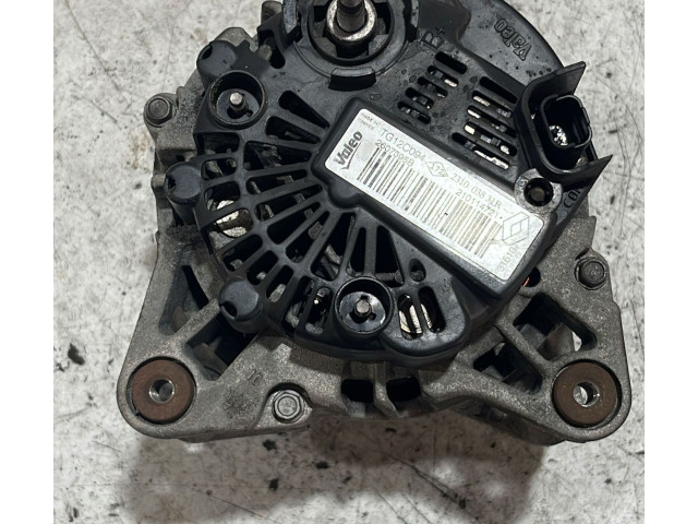 Генератор    Dacia Duster      