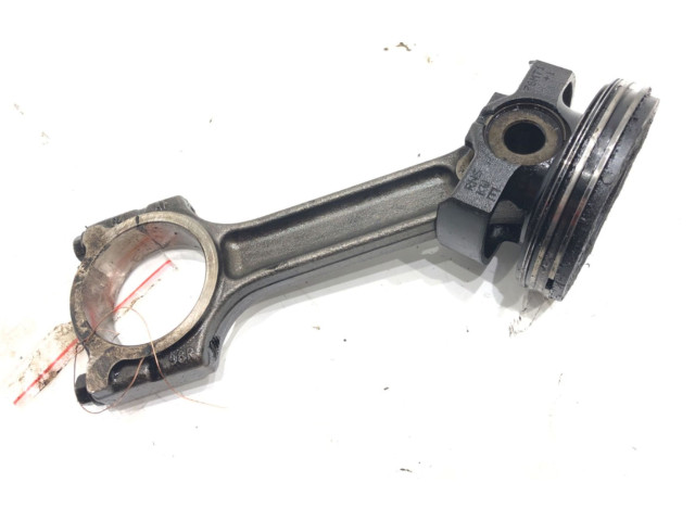 Поршень с шатуном K9K646 Renault Clio IV