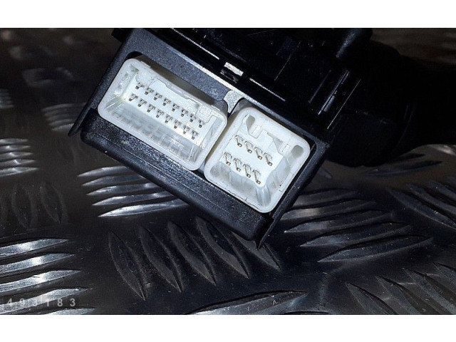 Переключатель дворников 17F163 Lexus IS 220D-250-350