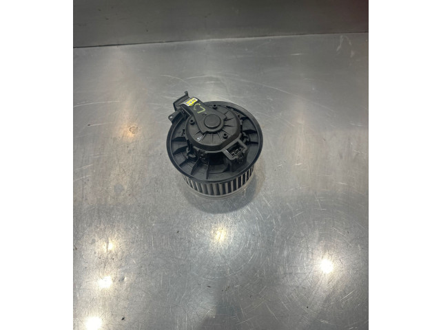 Вентилятор печки 0130115563, 0091101563 Skoda Citigo