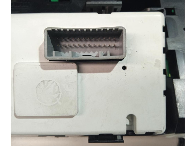 Панель приборов 8200962291N   Renault Twingo II       