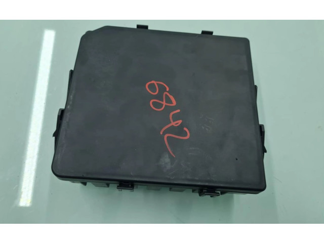 Pojistková skříňka 284B74JW2A, 284B74JW2A Nissan Navara 2015