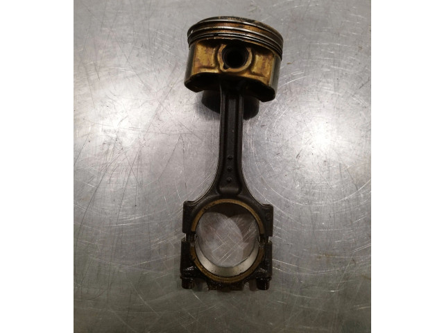  Поршень с шатуном B5254T2   Volvo XC90  