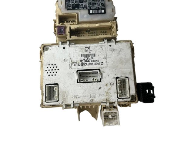 Pojistková skříňka 3677062J21, B62J2 Suzuki Swift 2009