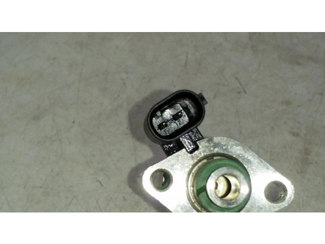 Vstřikovač 55577403, 17235104013 Chevrolet Cruze II pro benzínový motor 1.4