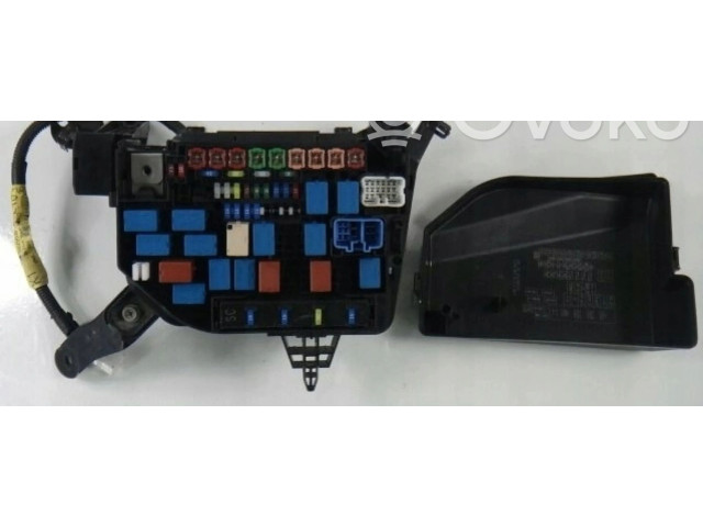 Pojistková skříňka 3249269, 36068-57L10 Suzuki Kizashi 2011