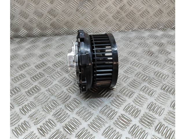 Вентилятор печки    A2069064501   Mercedes-Benz GLC C254