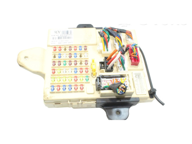 Блок предохранителей  954002P934, 954002P934XM   KIA Sorento    