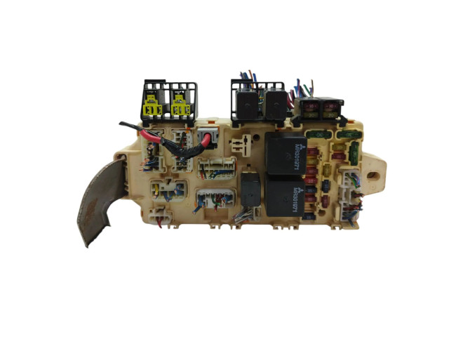 Pojistková skříňka MR461416, G8C214MA Mitsubishi Pajero 2002