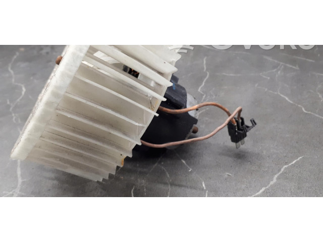 Вентилятор печки       Skoda Fabia Mk2 (5J)