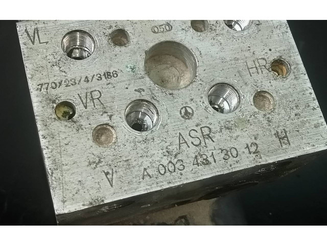 Блок АБС A0034313012, 0265217401   Mercedes-Benz  E W210  1995 - 2002 года