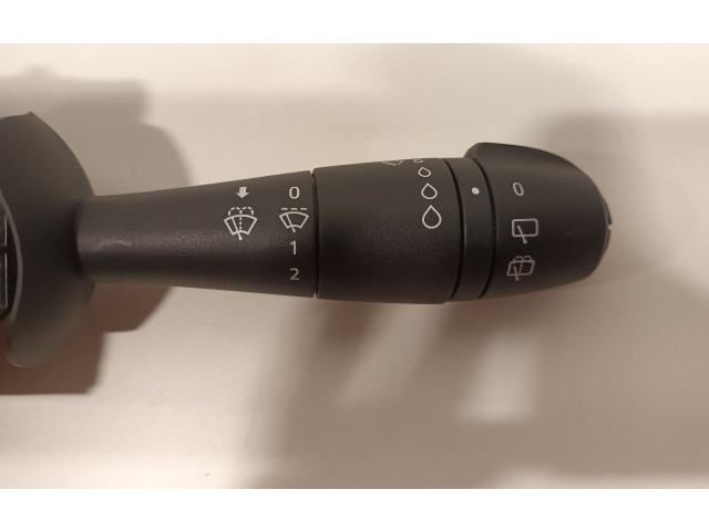 Переключатель дворников    Renault Clio IV