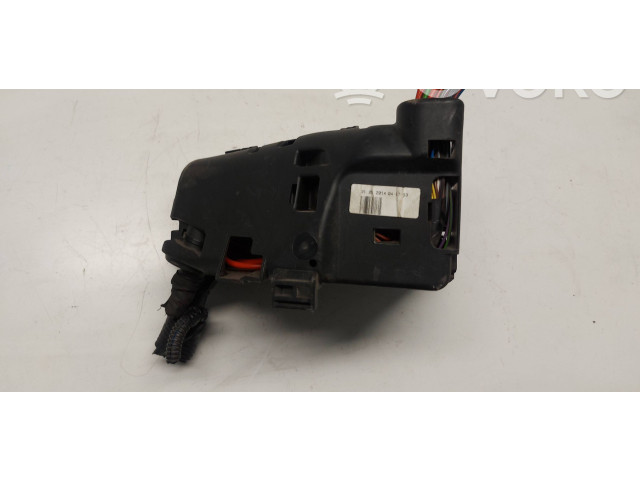 Блок предохранителей Volvo S60