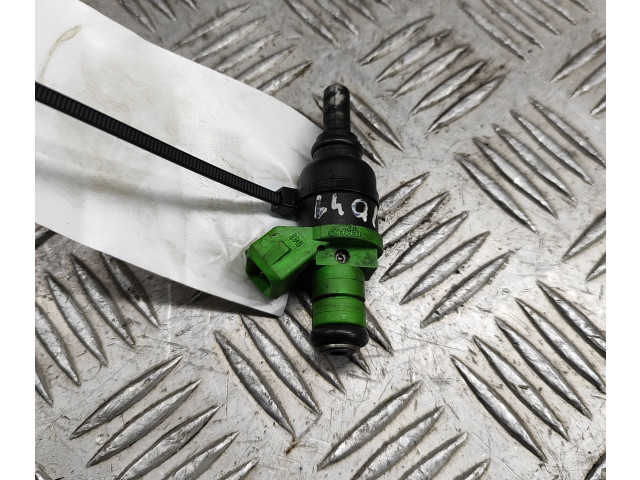 Vstřikovač A2710780549 Mercedes-Benz C W204 M 271.820