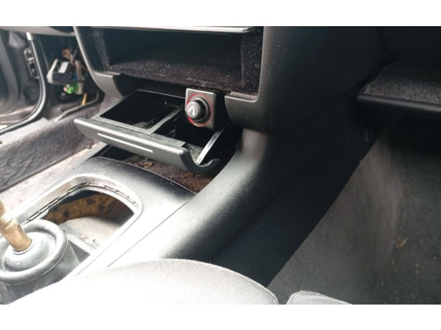 Блок подушек безопасности    Audi A3 S3 8L