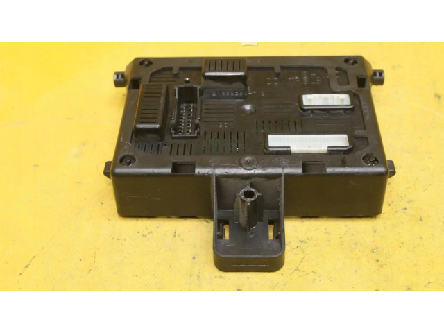 Блок комфорта    Renault Clio III   