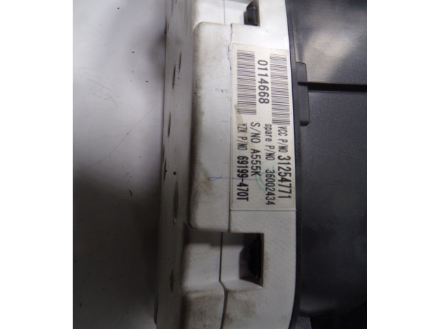 Панель приборов 36002714, 31254771 Volvo C30