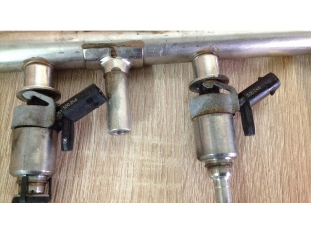 Комплект форсунок 06K133317G Audi A3 S3 8V для бензинового двигателя CJX 061 2