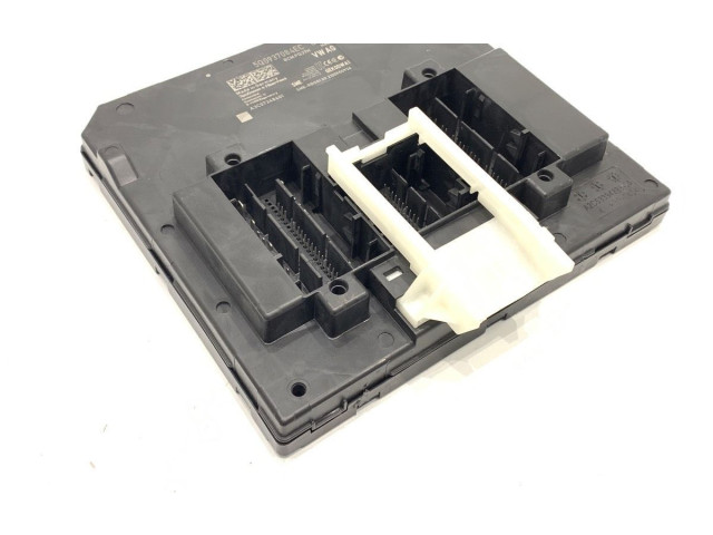 Блок комфорта 5Q0937084EC   Skoda Kodiaq   