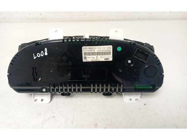 Спидометр (приборный щиток) 670105578, 503018860312 Maserati Levante