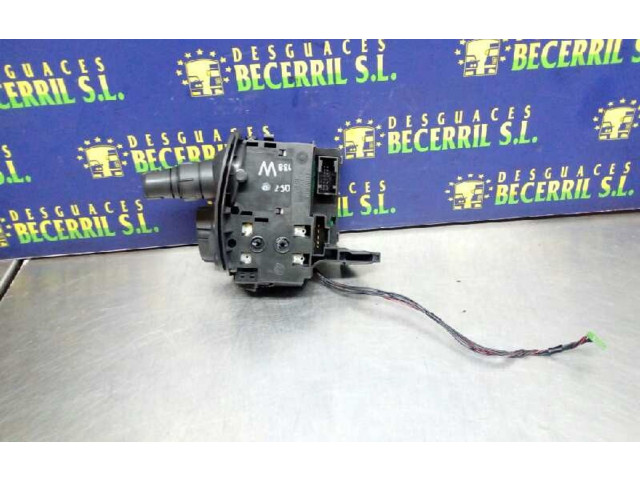 Ручка стеклоочистителей Renault Scenic II - Grand scenic II