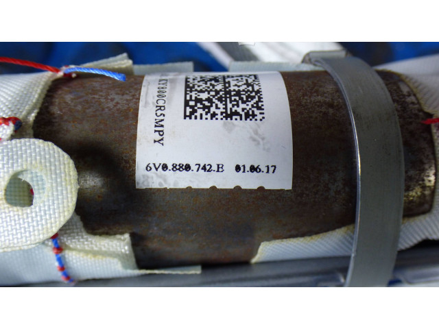 Боковая подушка безопасности 6V0880742E Skoda Fabia Mk3 (NJ)