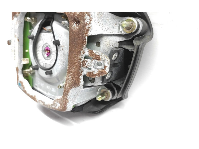 Подушка безопасности водителя 8E088201AA   Audi A2