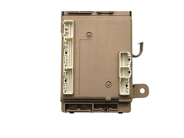 Блок предохранителей  82201SJ932, 402009   Subaru Forester SK    