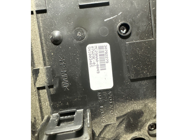 Блок управления климат-контролем 30782279   Volvo V70