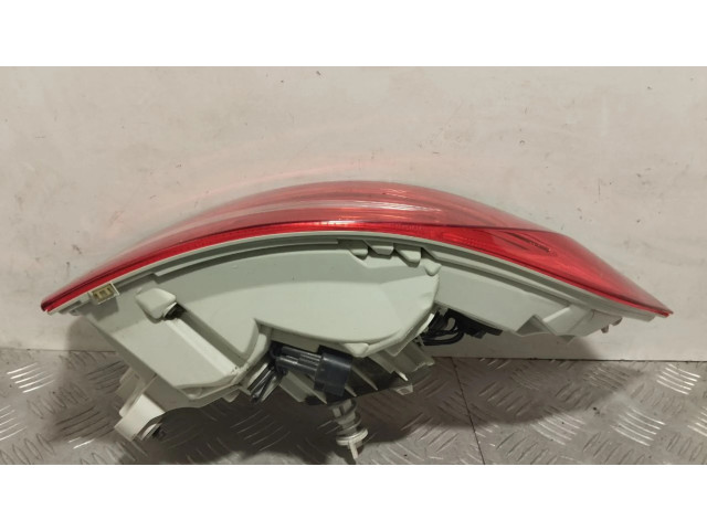 Задний фонарь GX7313405BC Jaguar XE 2015- года