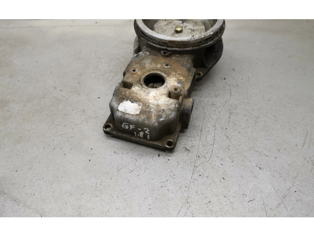 Топливная рампа 0438120195, 027133353 Volkswagen Golf II