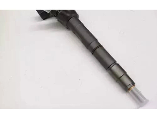 Vstřikovač 0445110703, 04L130277AM Audi A5