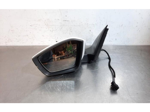 Зеркало электрическое Skoda Scala - года